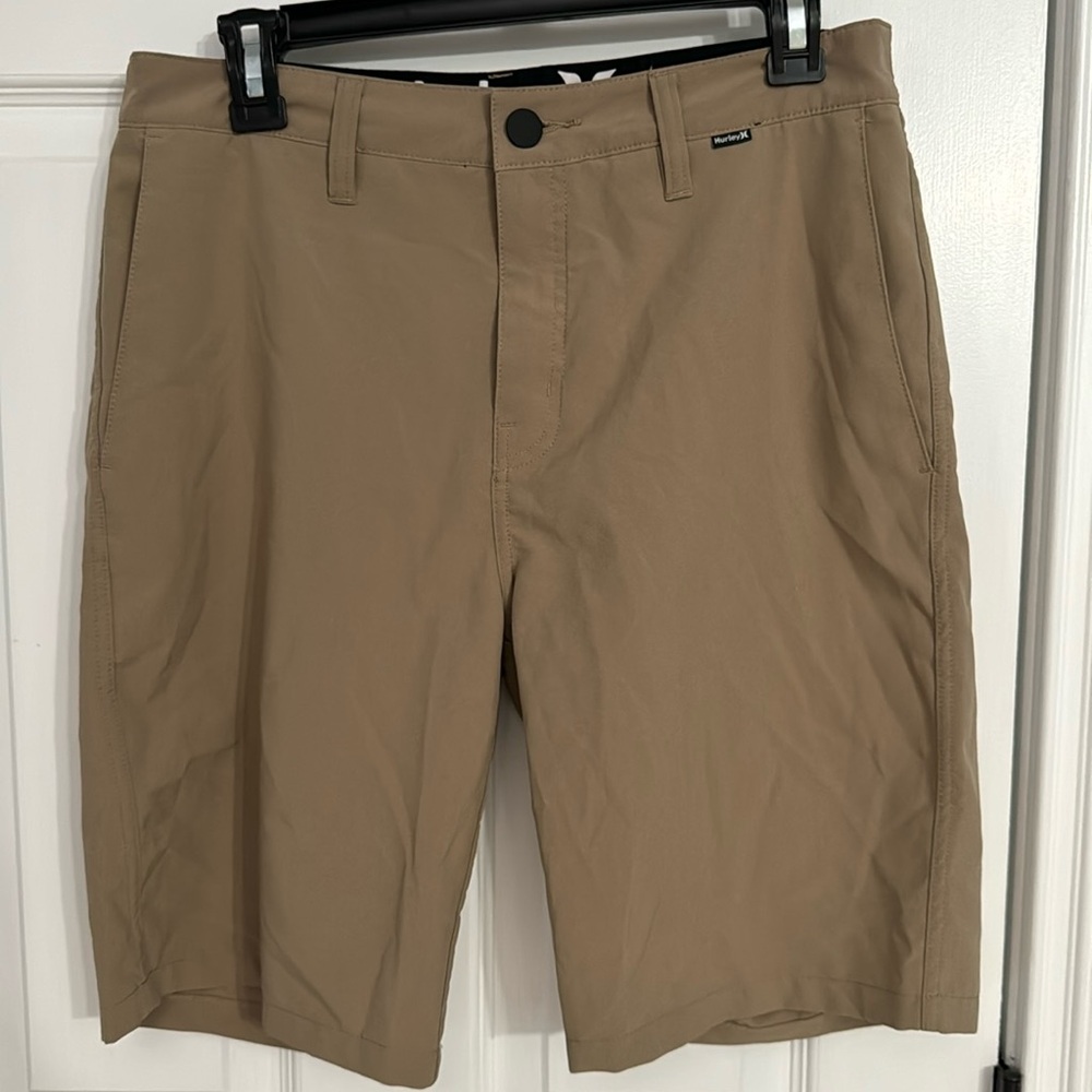 Hurley Sz 30 flat front 9in shorts.EUC no rips tears or stains